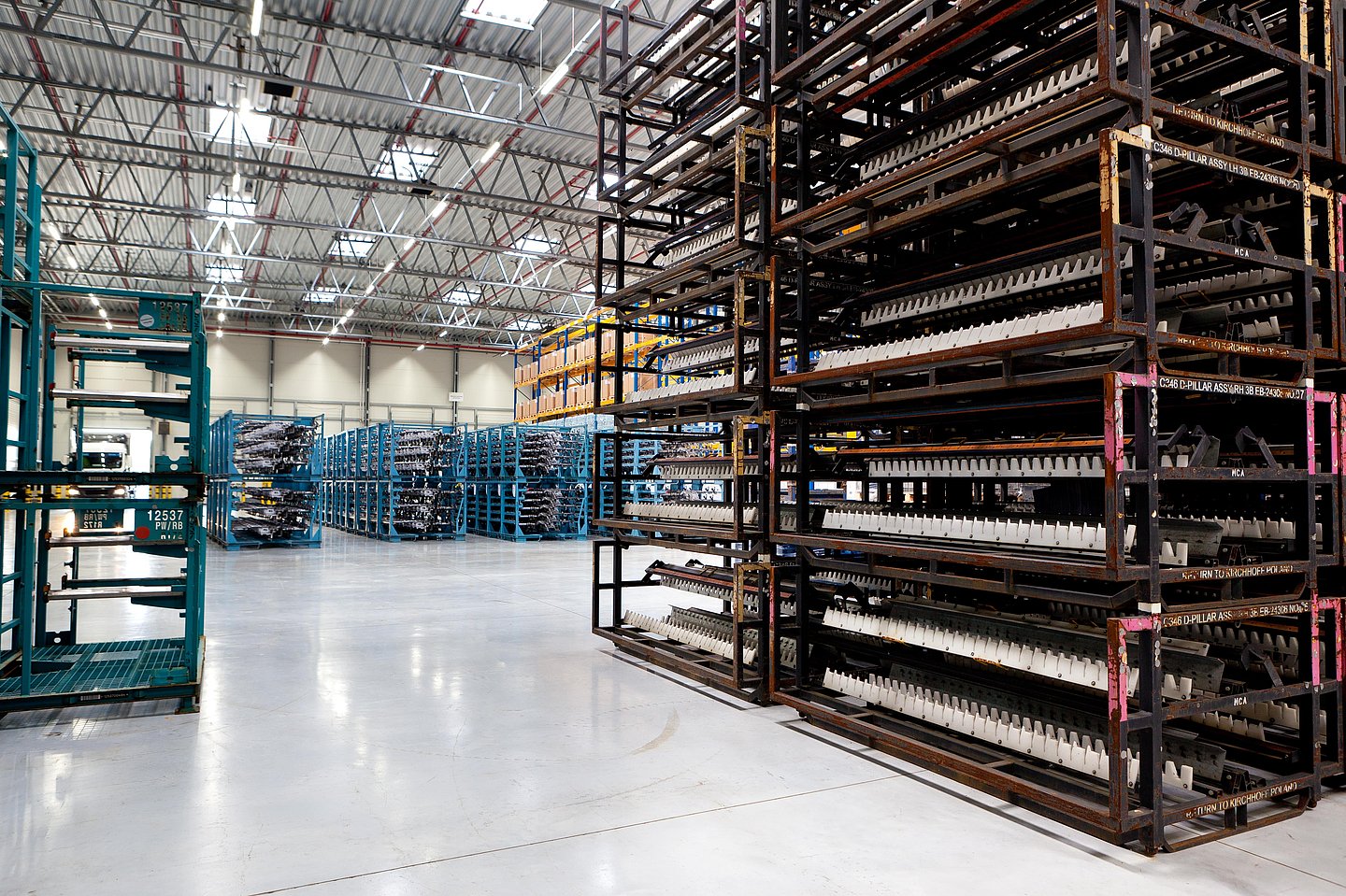Raben automotive warehouse Raben automotive warehouse